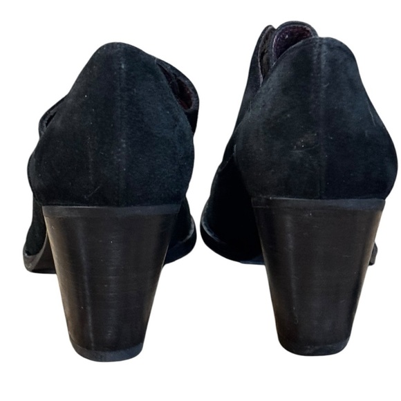 Stuart Weitzman Black Suede Heeled Shoes - Picture 4 of 11